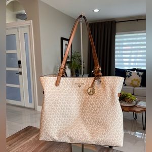 MICHAEL MICHAEL KORS Signature Lenox Large Tote